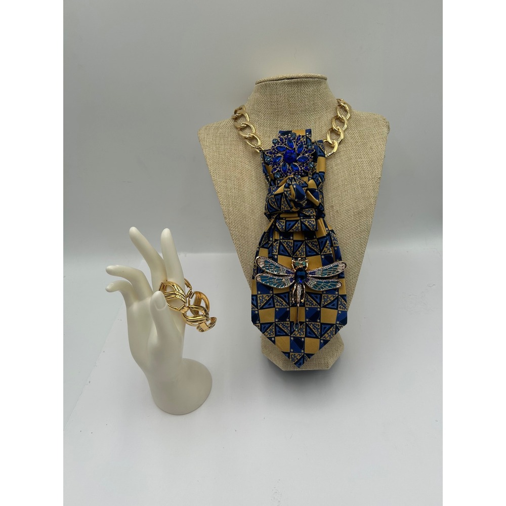 Henry Grethel Repurposed Silk Tie Necklace Set Dragonfly Brooch Gold Tone Chain - Picture 8 of 9